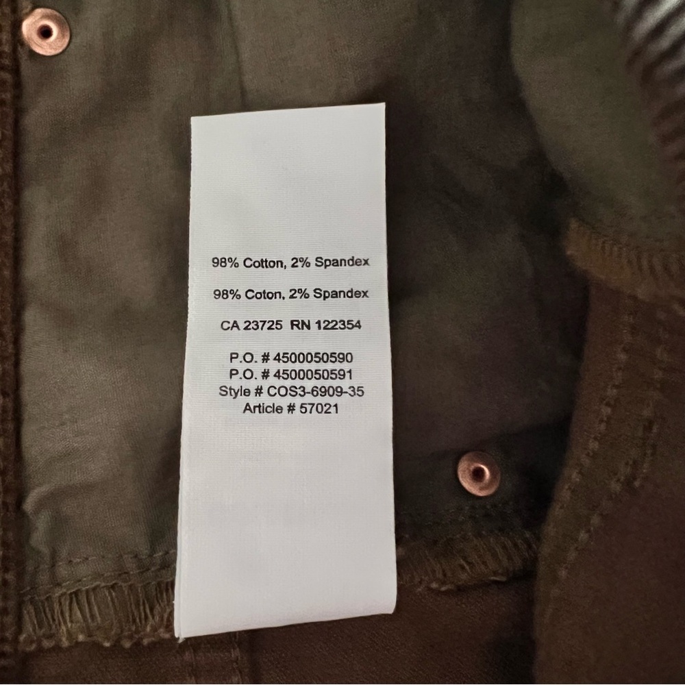 Aritzia Golden by TNA Low Rise Straight Dark Olive Corduroy Pants Size 24 NWT - Picture 7 of 17